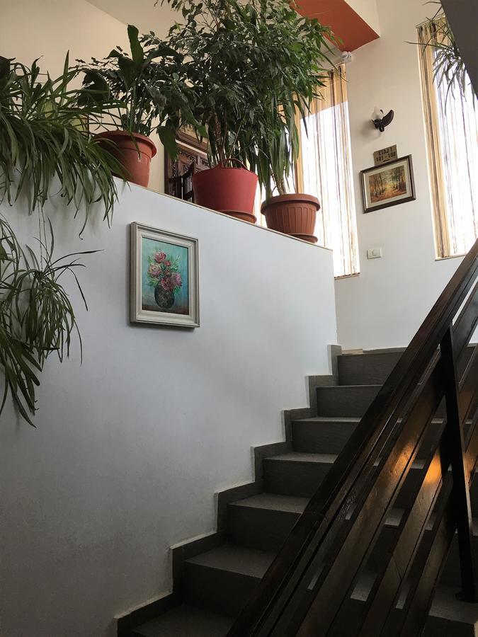 Hotel Taco Bucureşti Ngoại thất bức ảnh