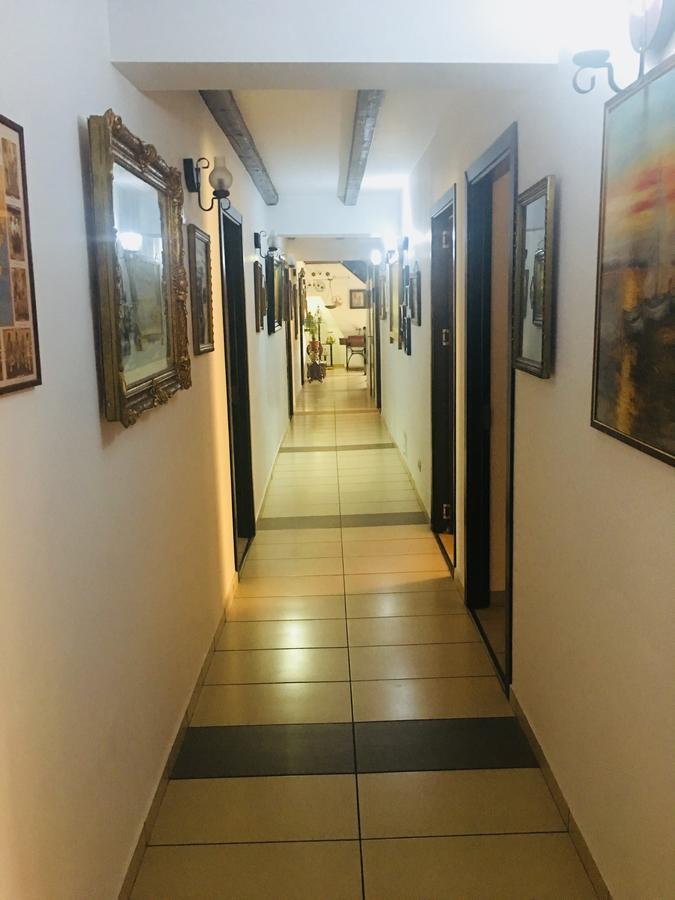Hotel Taco Bucureşti Ngoại thất bức ảnh