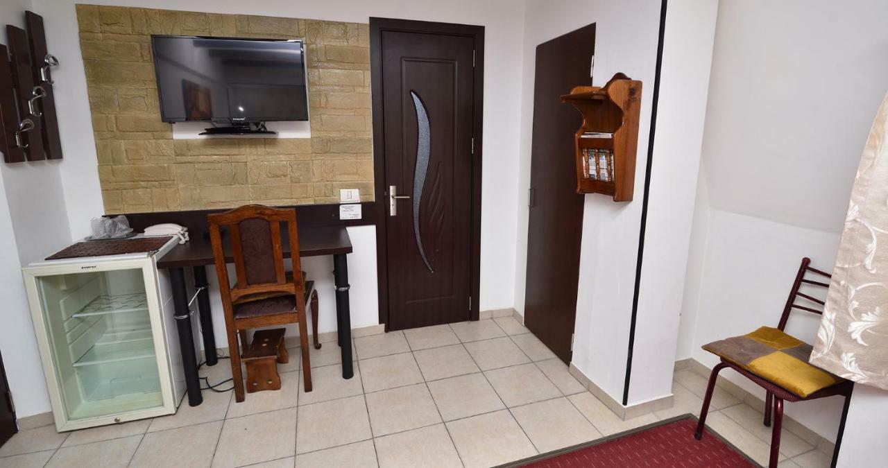 Hotel Taco Bucureşti Ngoại thất bức ảnh